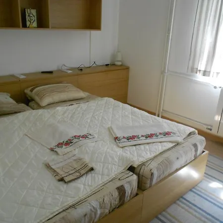 Gasthuis Ilidza Modern 4*